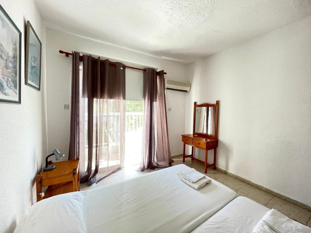 Dream Studio270M From The Beach Paphos ภายนอก รูปภาพ